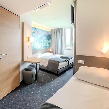 B&B Hotel Offenburg-Hbf Екстериор снимка
