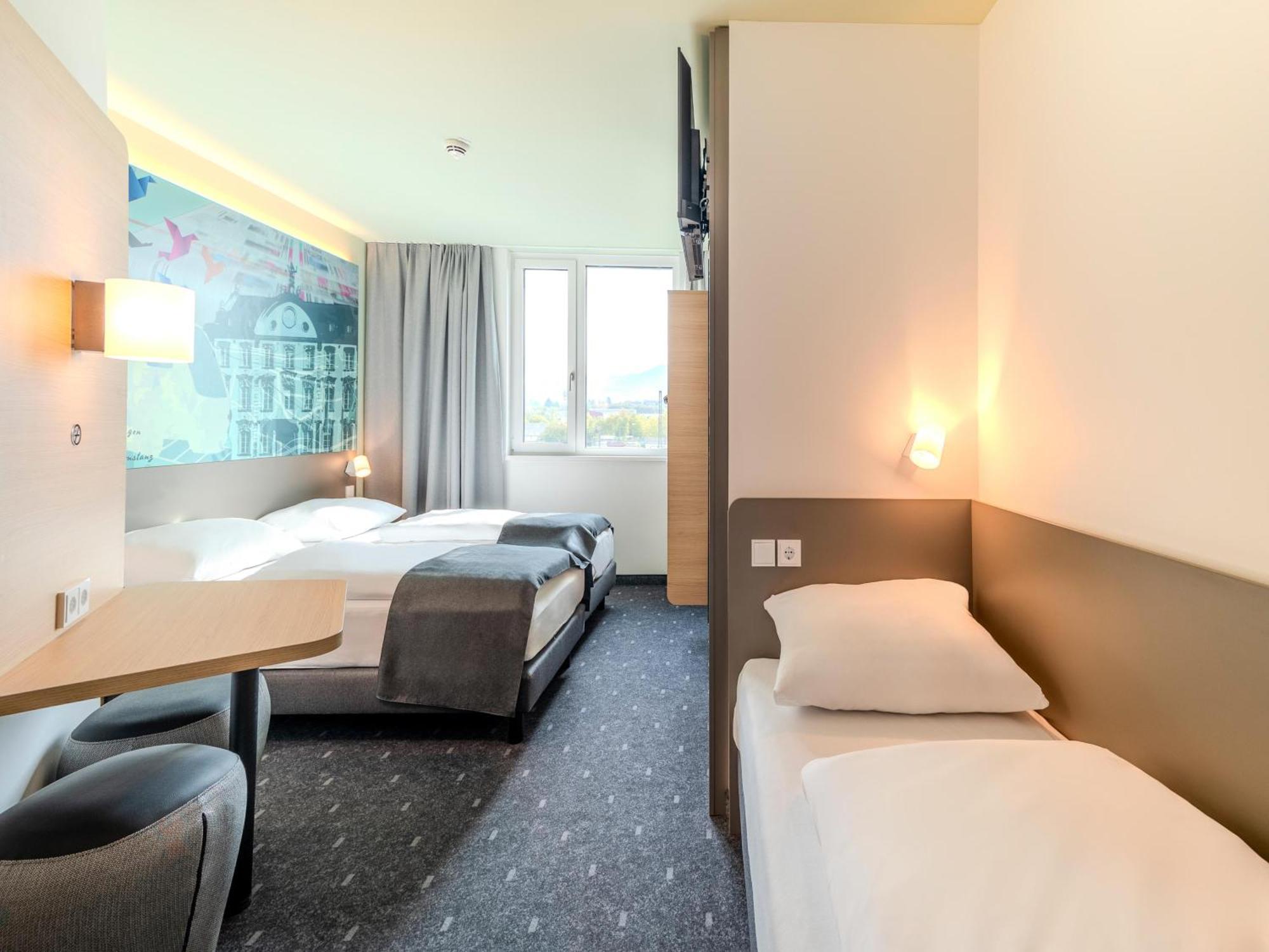 B&B Hotel Offenburg-Hbf Екстериор снимка