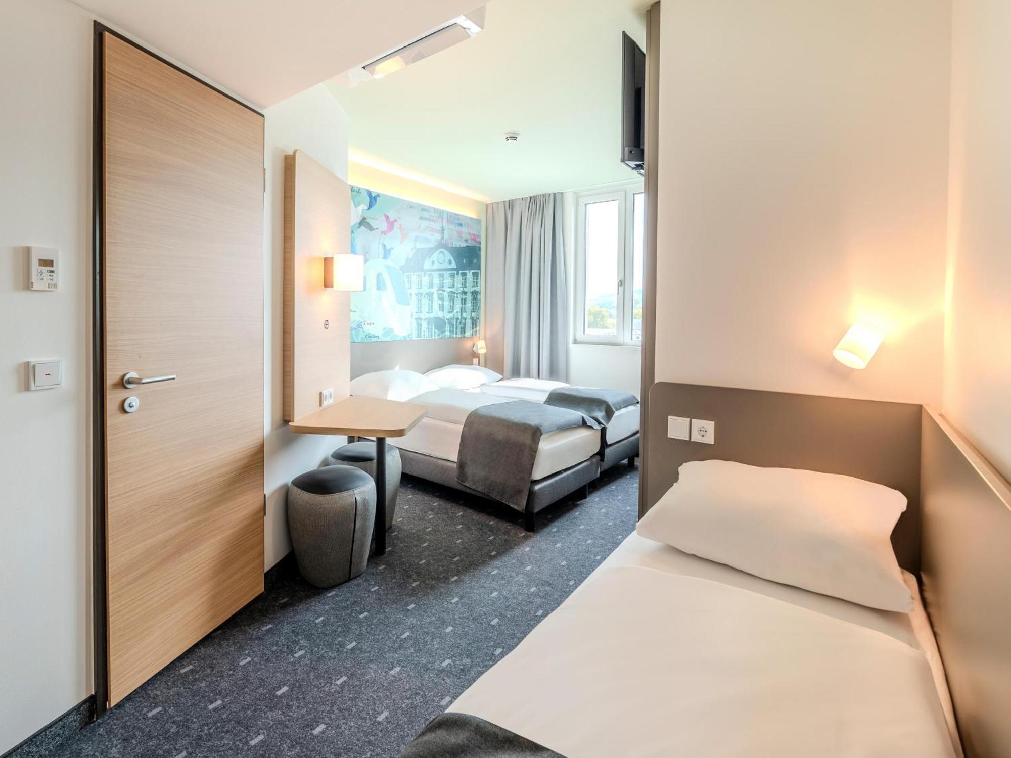 B&B Hotel Offenburg-Hbf Екстериор снимка