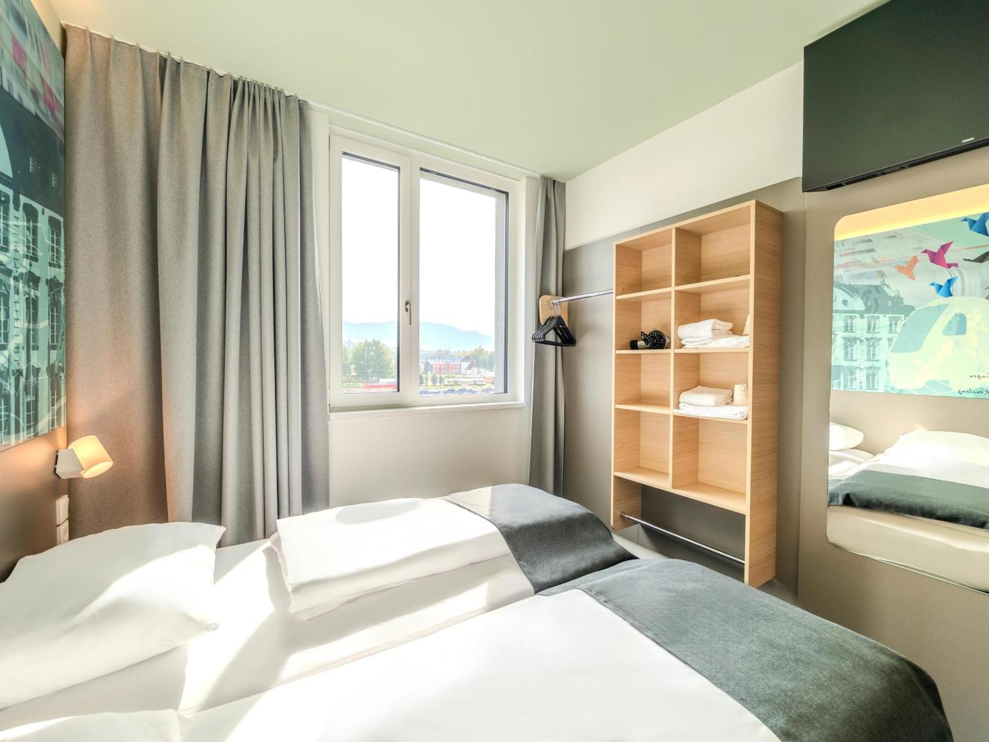 B&B Hotel Offenburg-Hbf Екстериор снимка