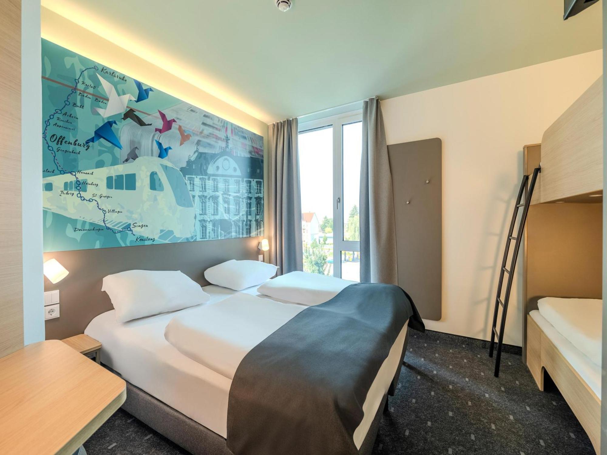 B&B Hotel Offenburg-Hbf Екстериор снимка